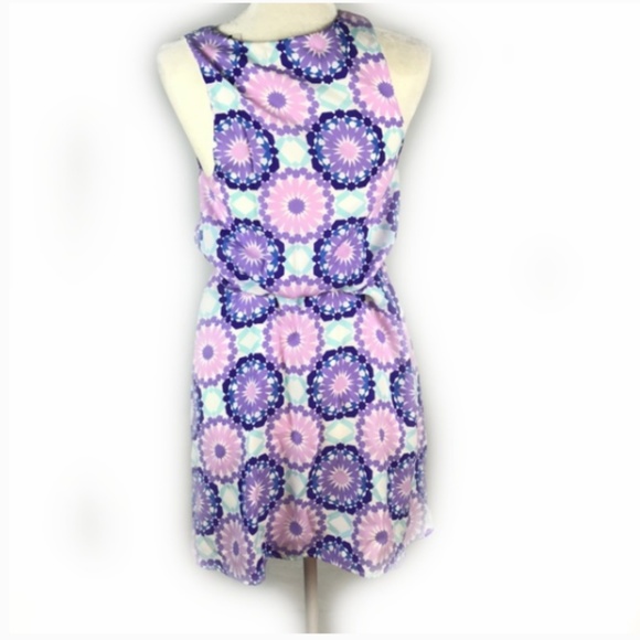 White & Purple Geometric Pattern Sleeveless Dress - Picture 4 of 7